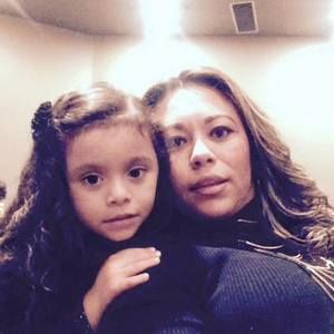 Meet your Posher, Victor-ana